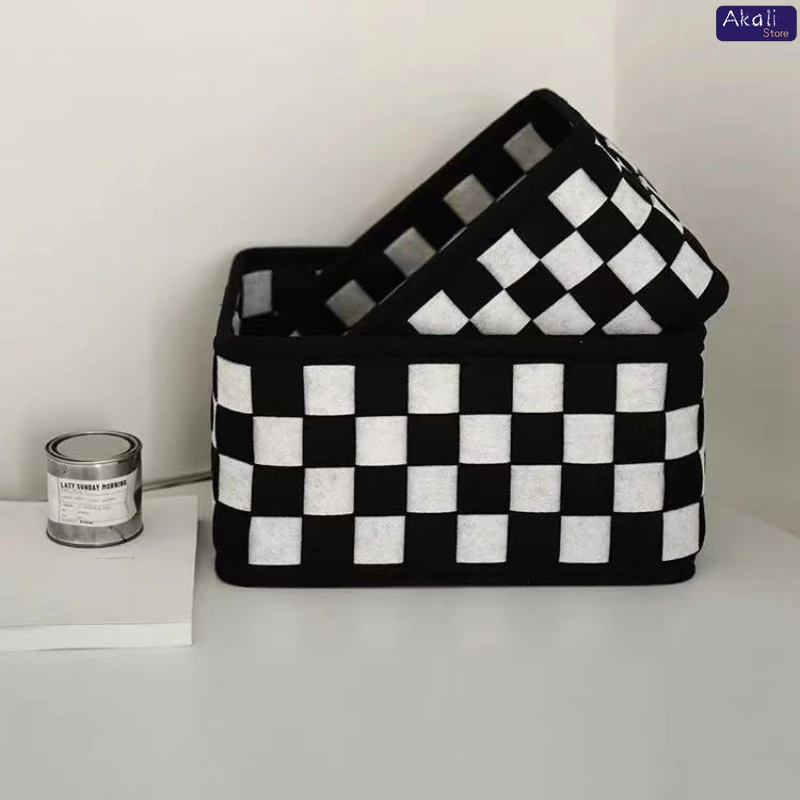 2026 Siyah Beyaz Kareli Saklam - Cosmetic Bags incelemesi ve fiyatı